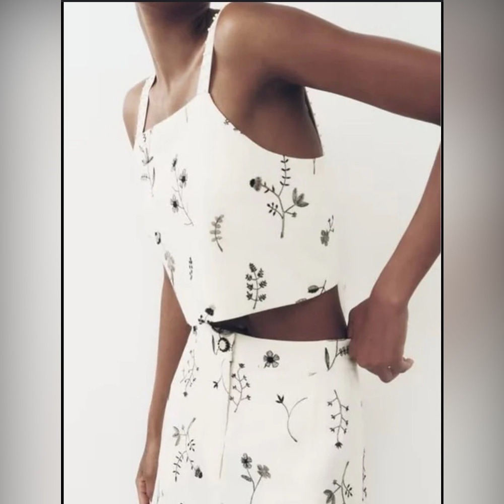 Zara Cream Floral Crop Top
